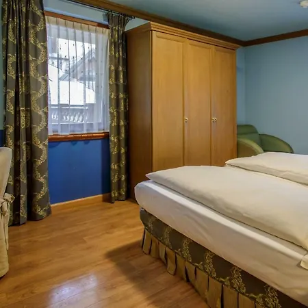 Compagnoni Hotel